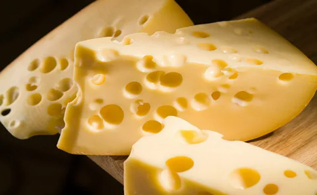 Application of vacuum pumps in cheese production