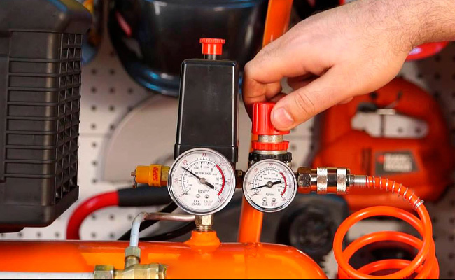 Precautions for starting and stopping permanent magnet variable frequency air compressor